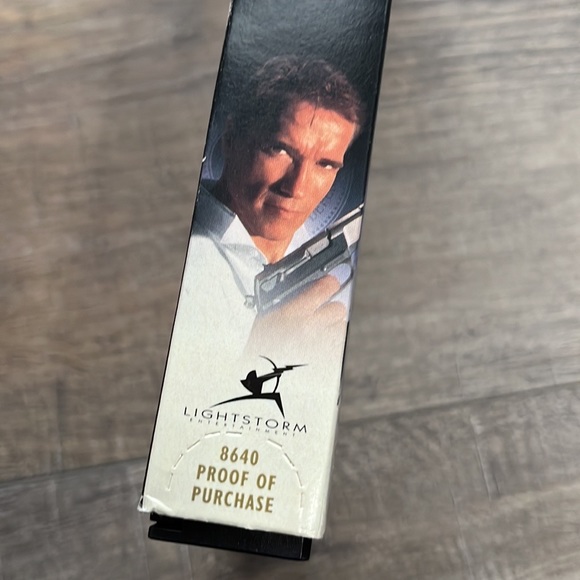 Vintage True Lies VHS Movie Arnold Schwarzenegger Bundle 2 For $20 Listi… - Picture 7 of 7